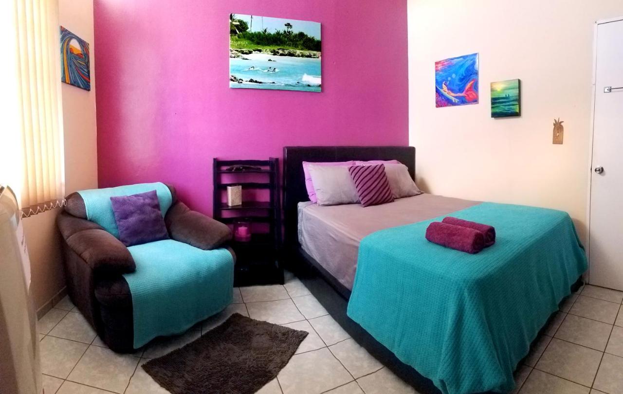 Bed and Breakfast Wssm Surf House Агуадилья Экстерьер фото